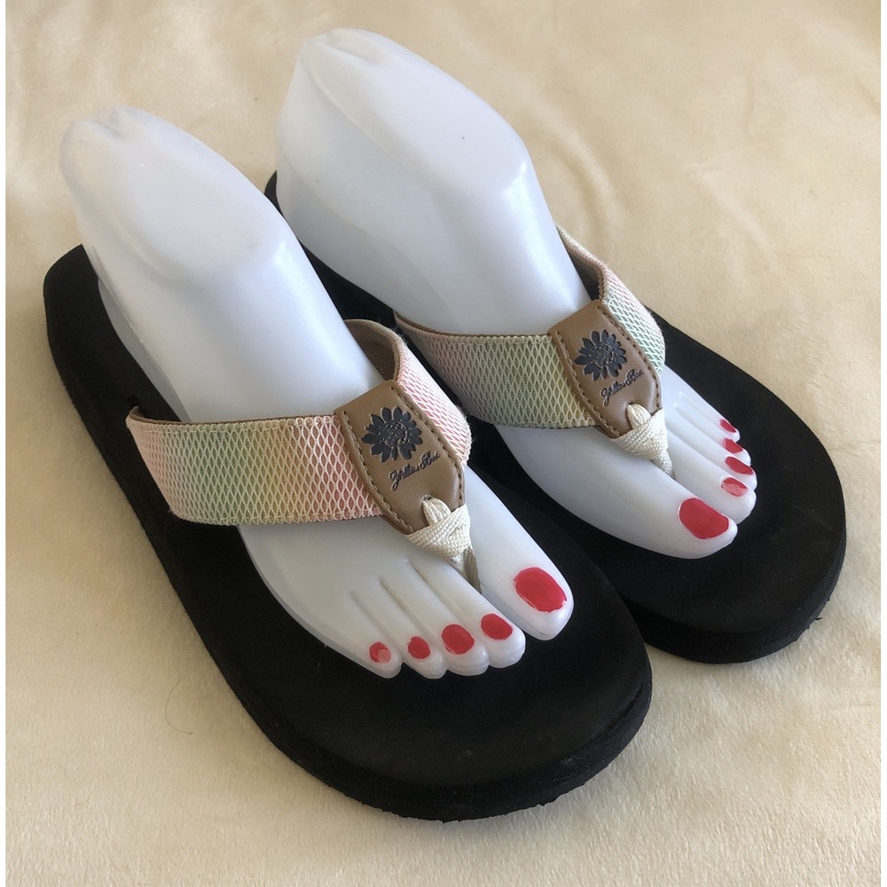 Yellow Box Flip Flops Thong Multi Color With Accent Of Gold Women's Size 9.5 EUC